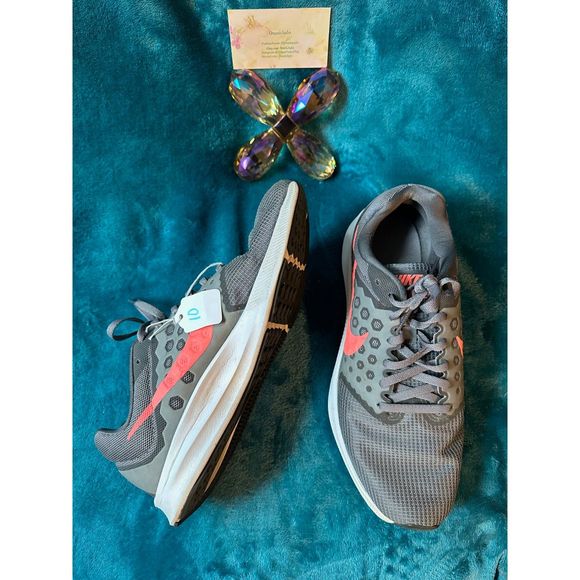 Nike | Womens | Downshifter 7 | Size 10 | Running Trainers | Color: 852466-001 - Picture 3 of 9